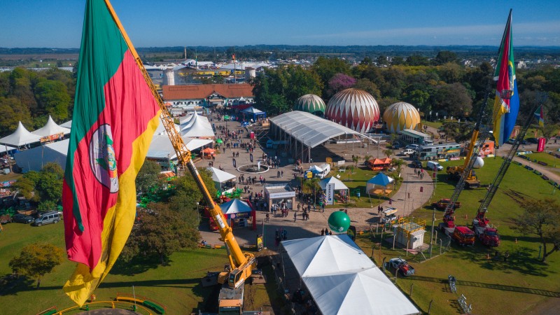 Agritech lança na Expointer trator que une tecnologia e força para impulsionar resultados na fruticultura 2 07160736 76081 GD